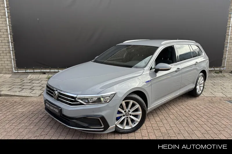 Volkswagen Passat (2023)