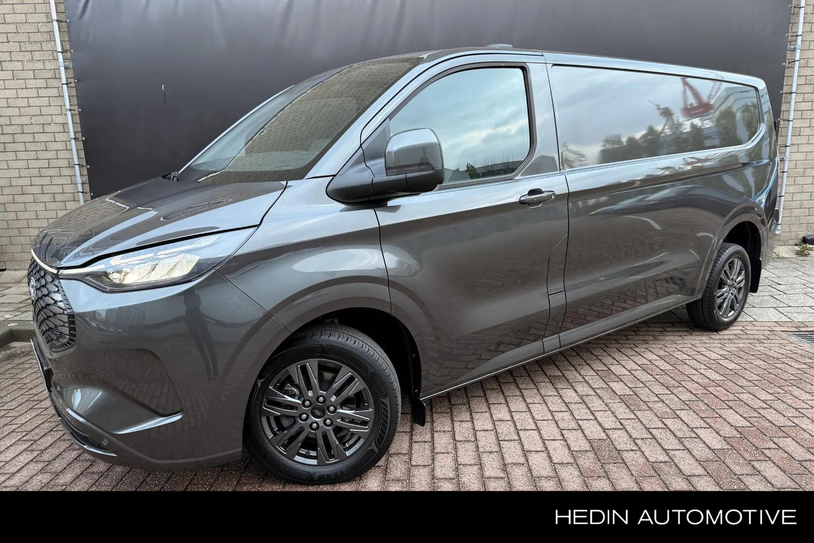 Ford E-Transit Custom (2024) — foto 1