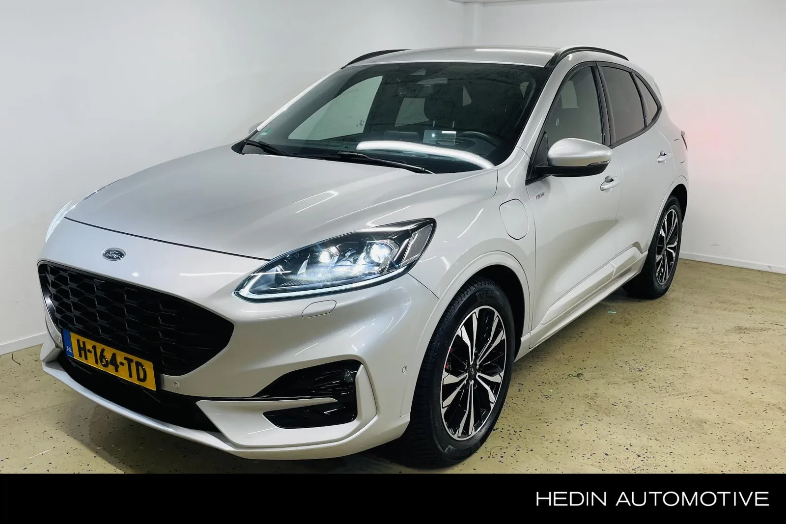 Ford Kuga (2020) — foto 1
