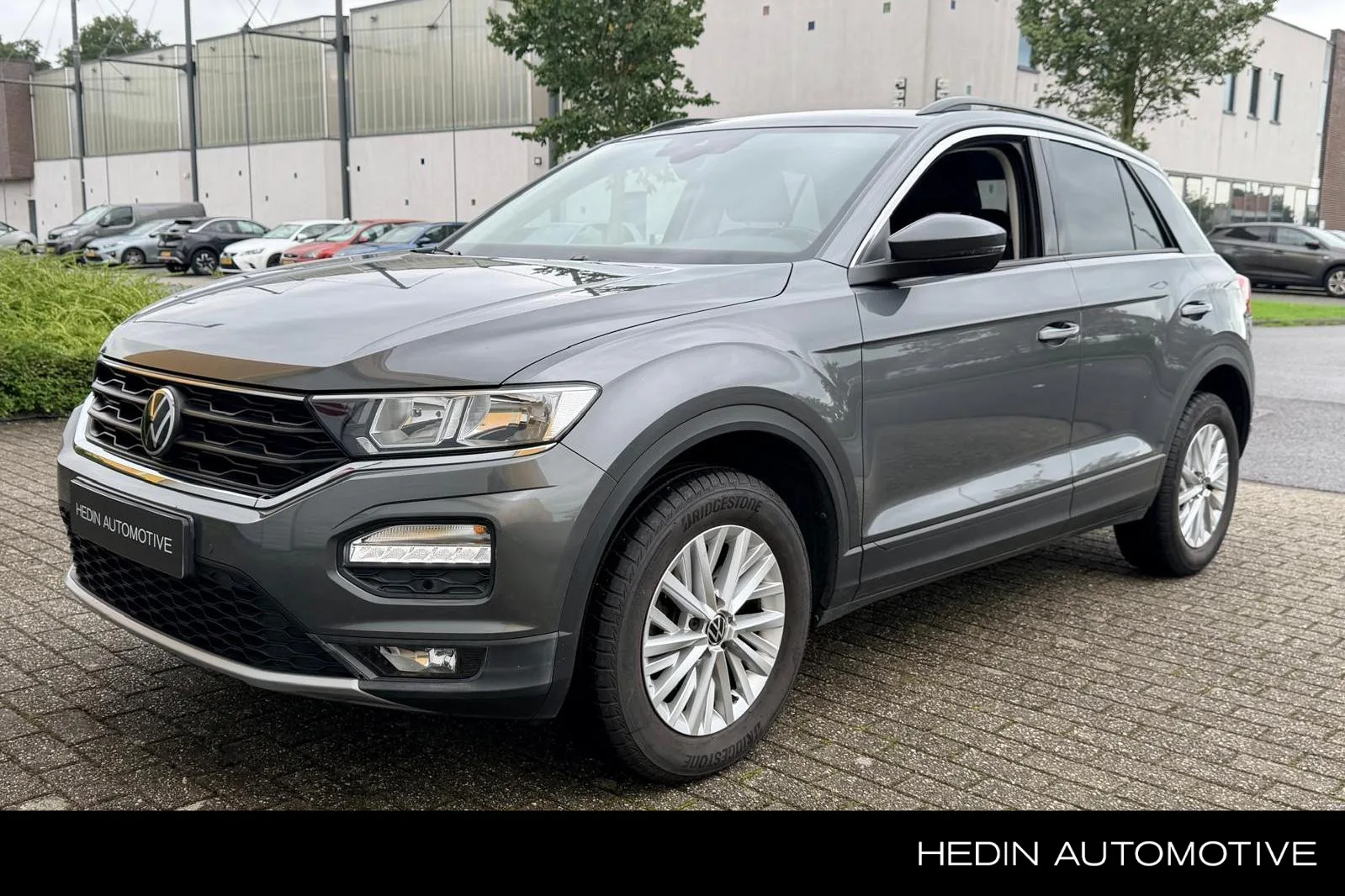 Volkswagen T-Roc (2021) — foto 1