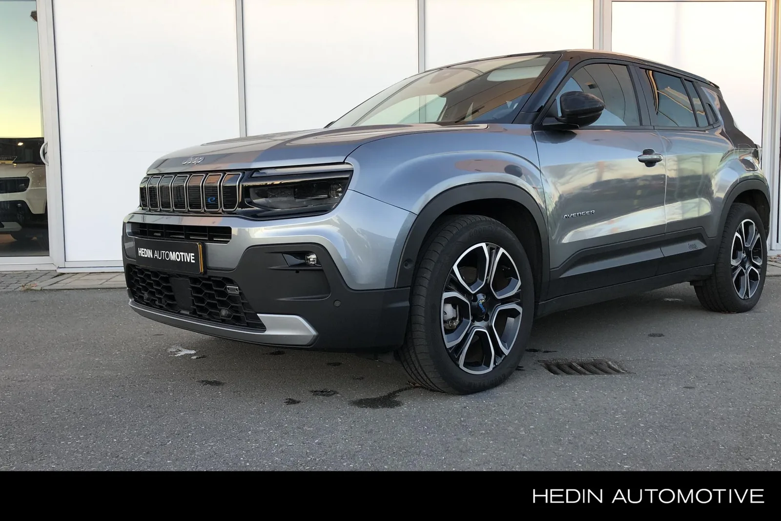 Jeep Avenger (2024) — foto 1
