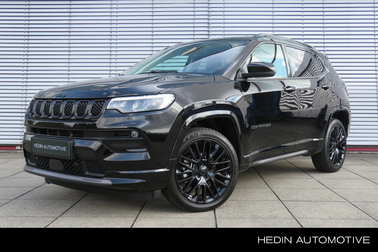 Jeep Compass (2024) — foto 1