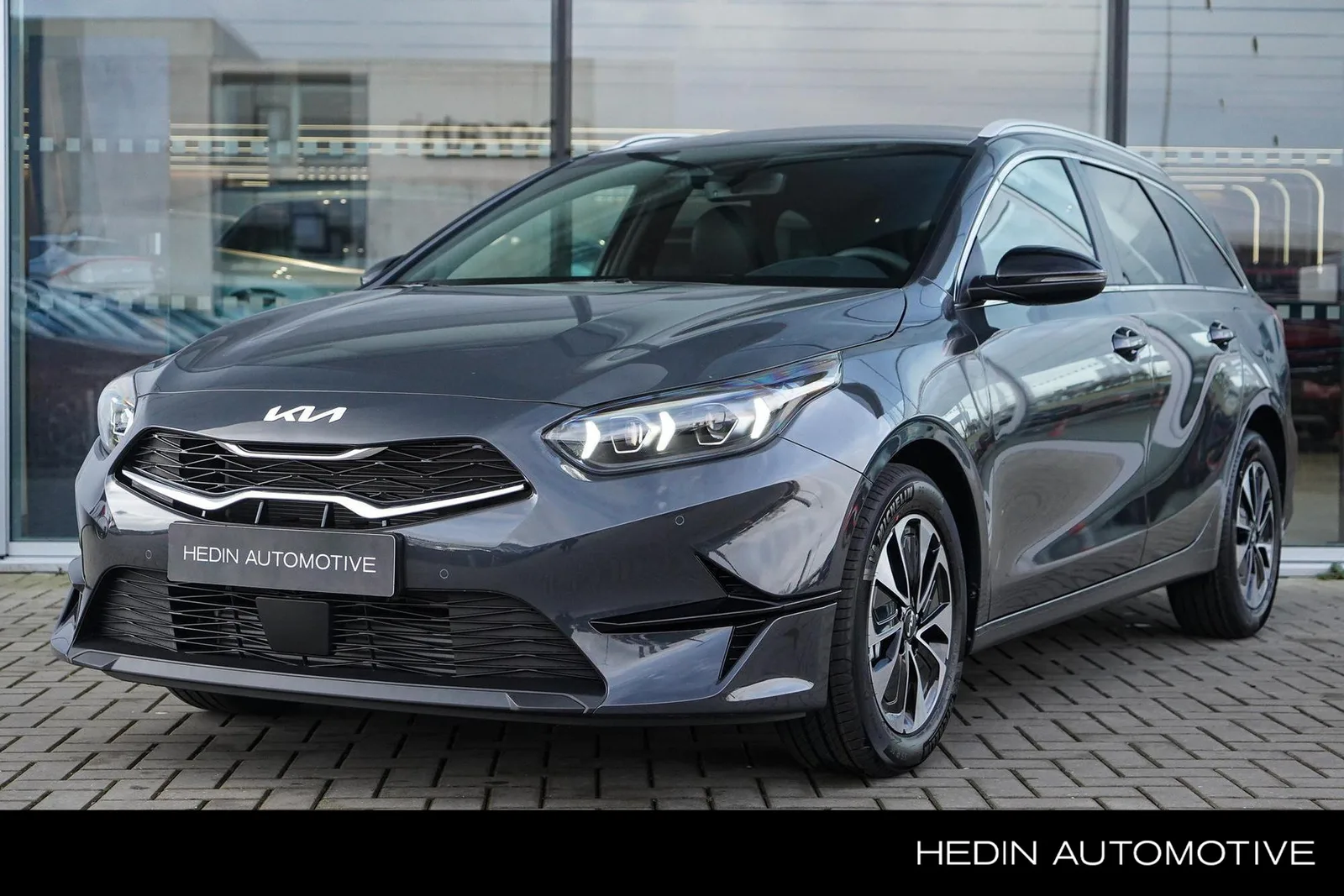 Kia Ceed Sportswagon (2025) — foto 1