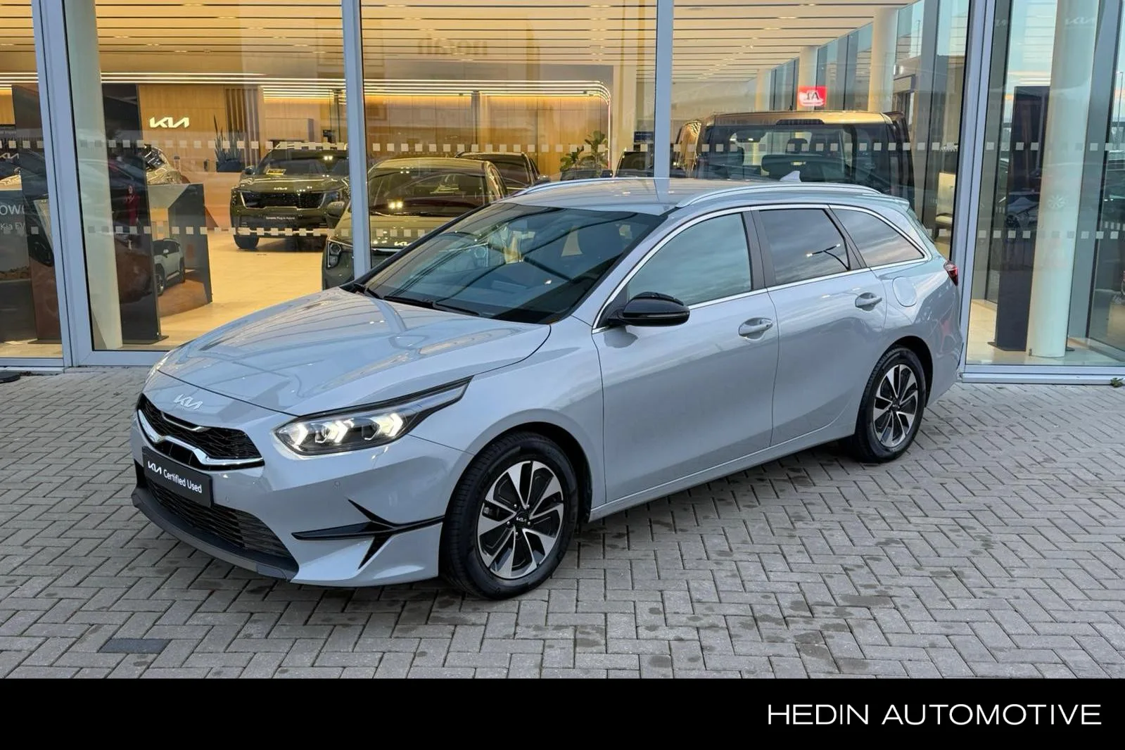 Kia Ceed Sportswagon (2025) — foto 1