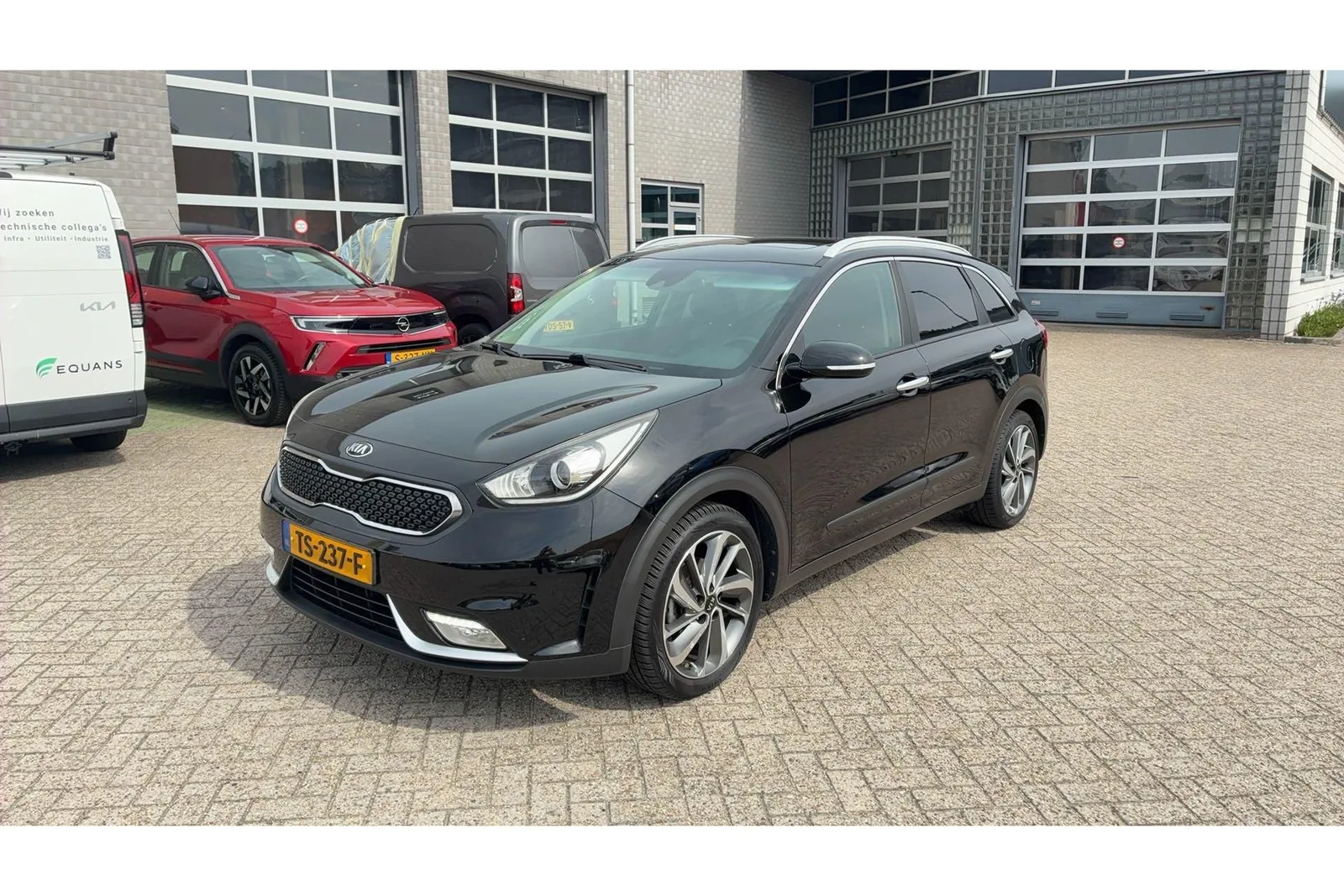Kia Niro (2018) — foto 1