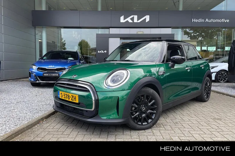 MINI Cooper (2023)