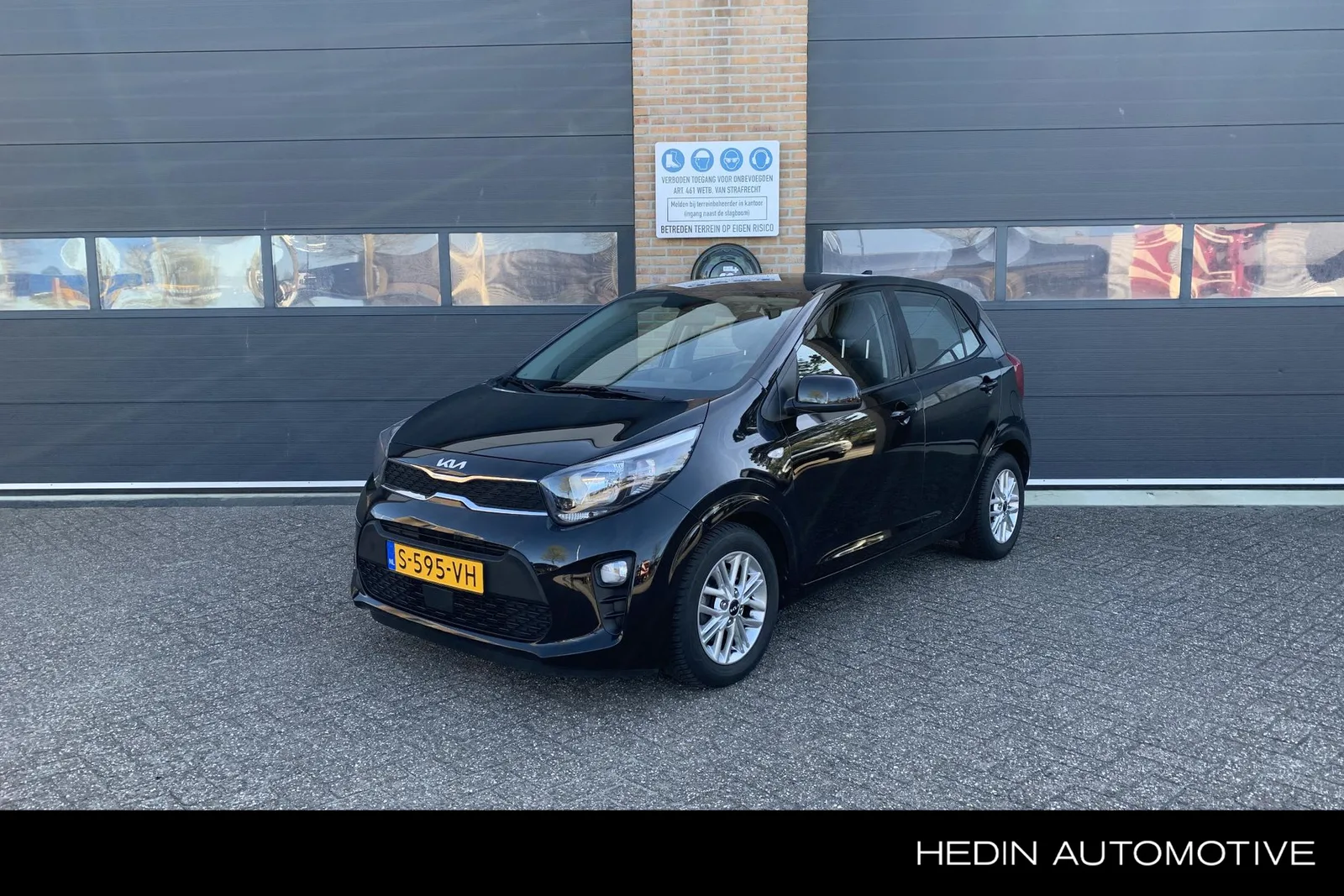 Kia Picanto (2023) — foto 1