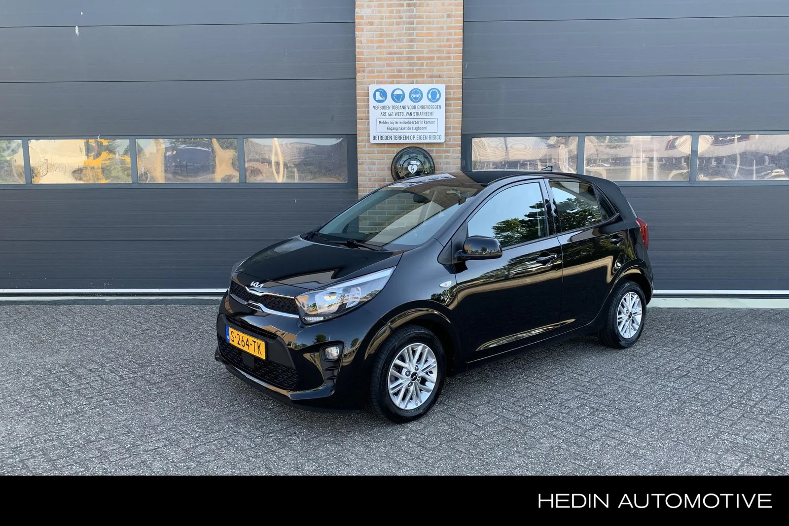 Kia Picanto (2023) — foto 1