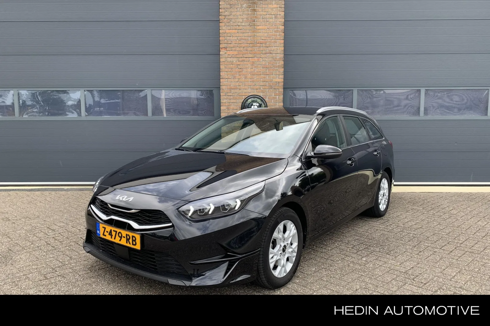 Kia Ceed Sportswagon (2024) — foto 1