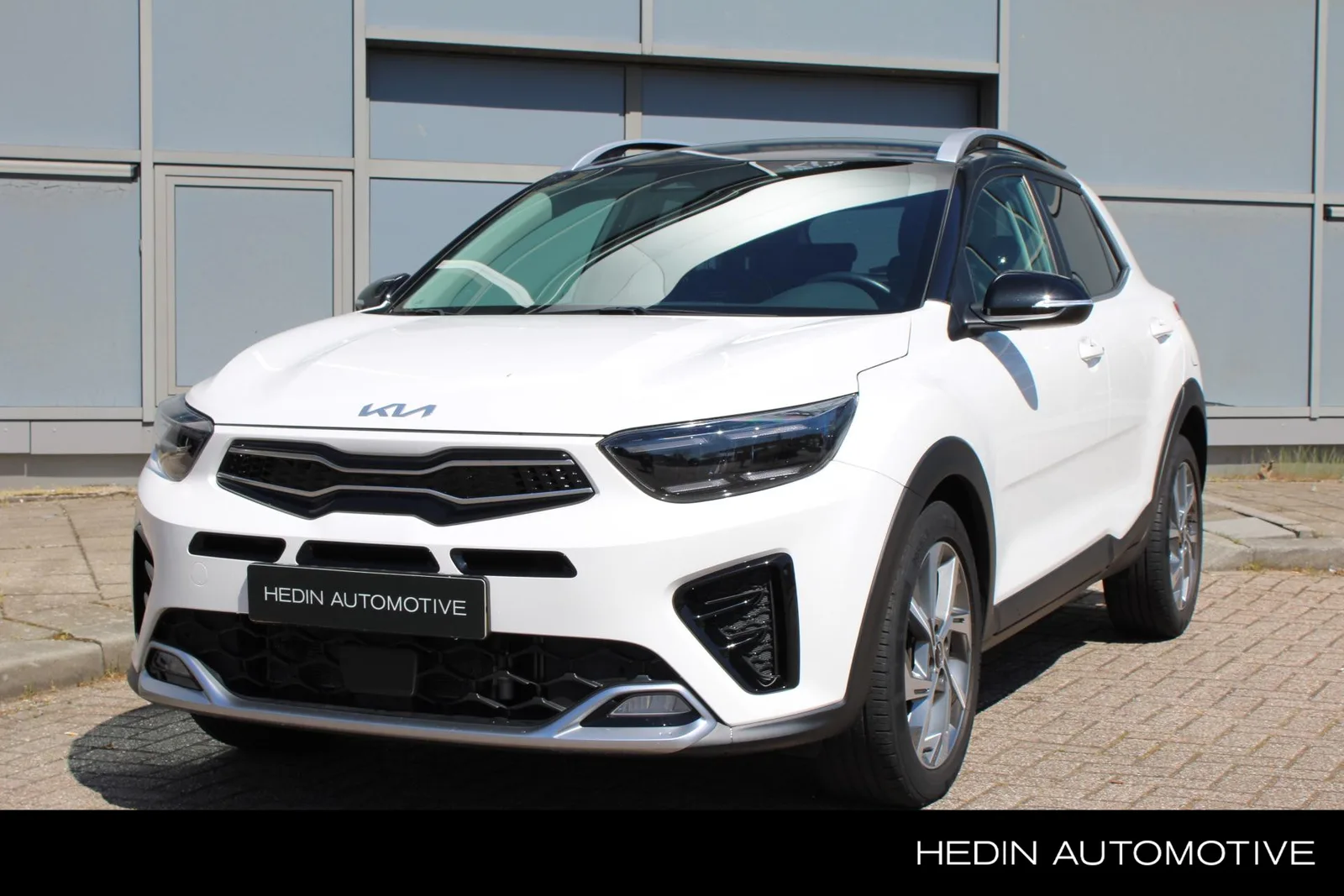 Kia Stonic (2023) — foto 1