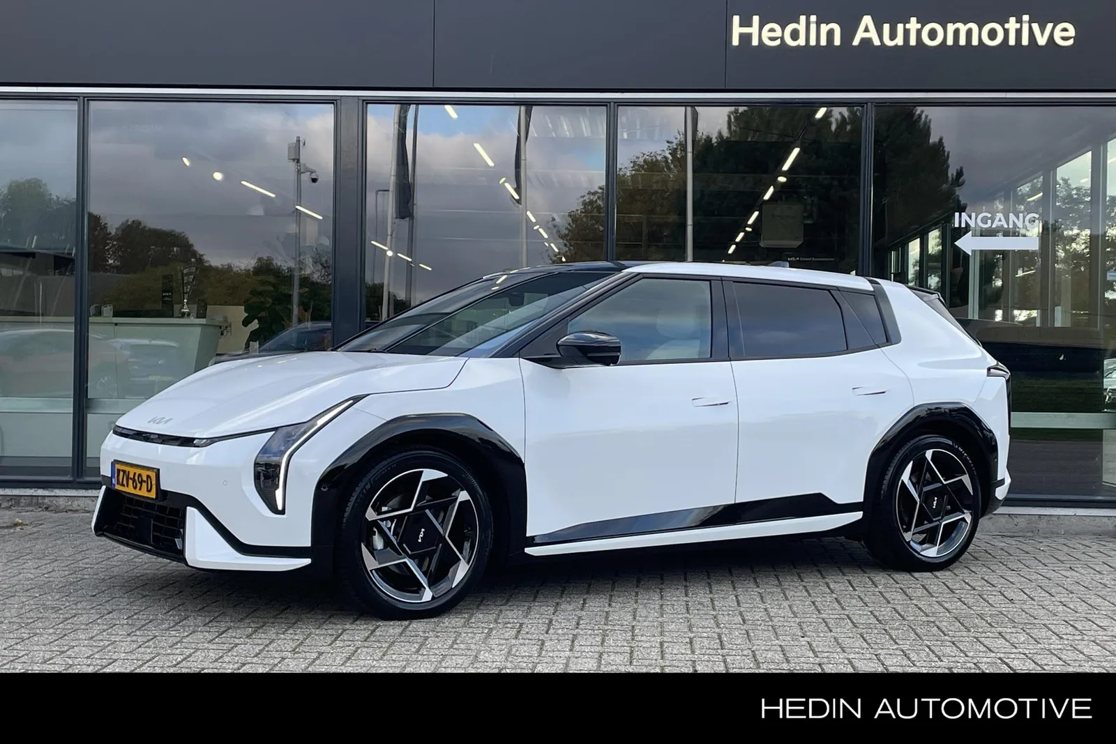 Kia EV4 (2026) — foto 1