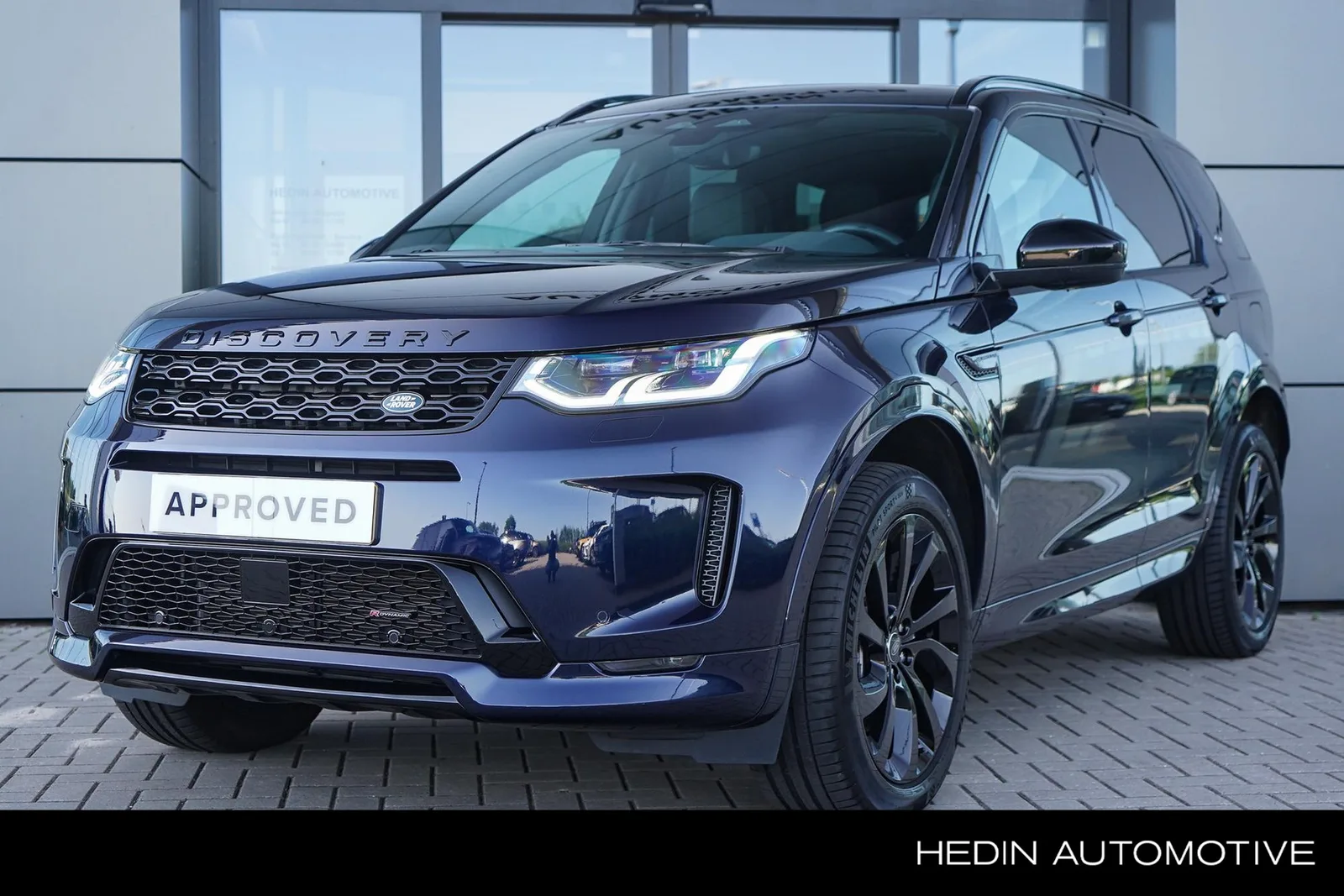 Land Rover Discovery Sport (2023) — foto 1