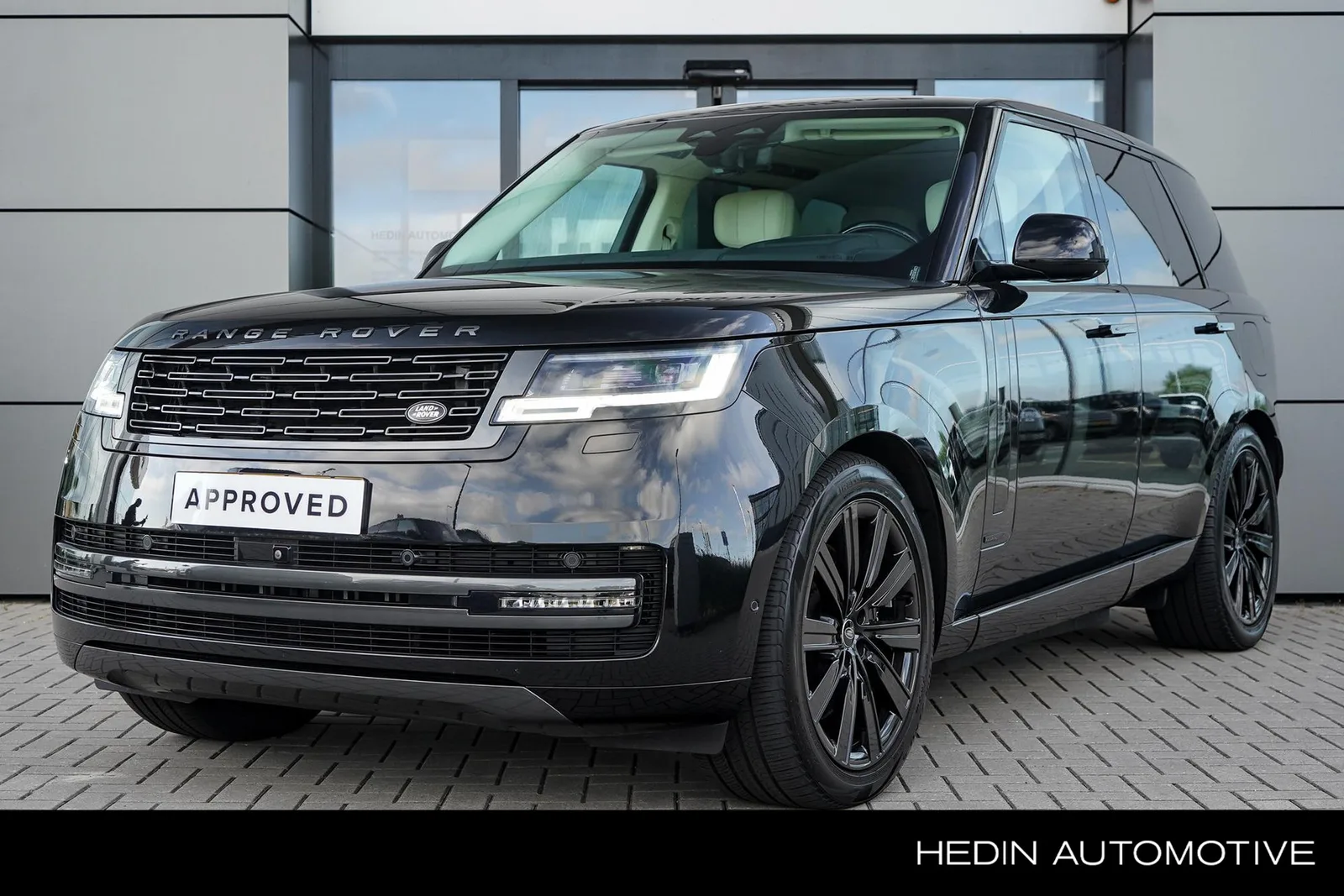Land Rover Range Rover (2024) — foto 1