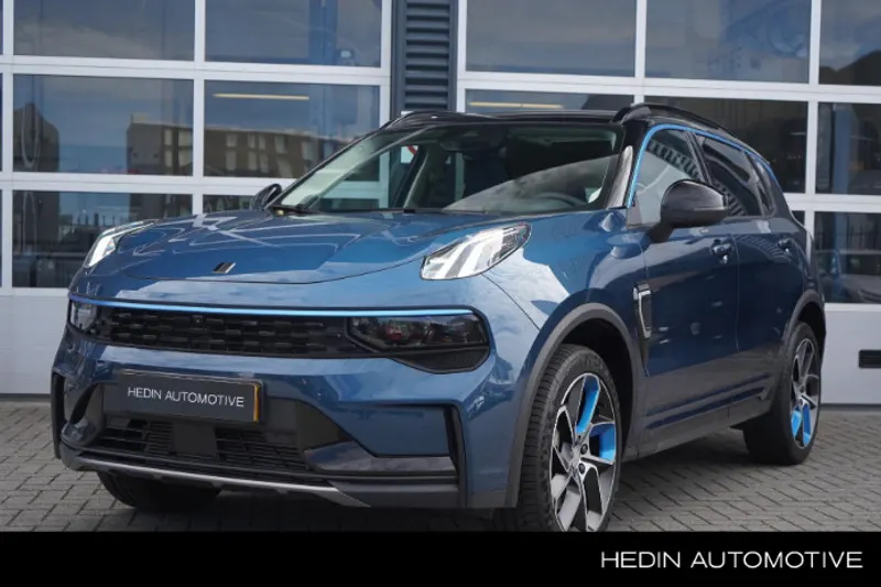 Lynk & Co 01 (2022)