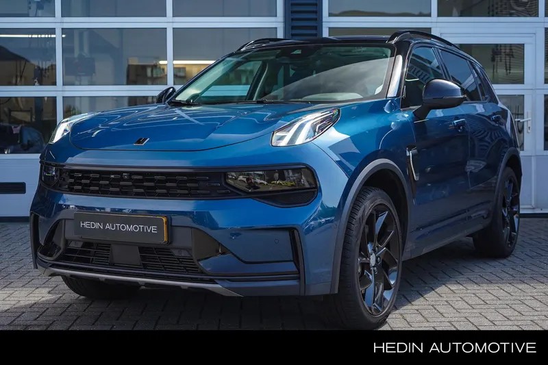 Lynk & Co 01 (2022)