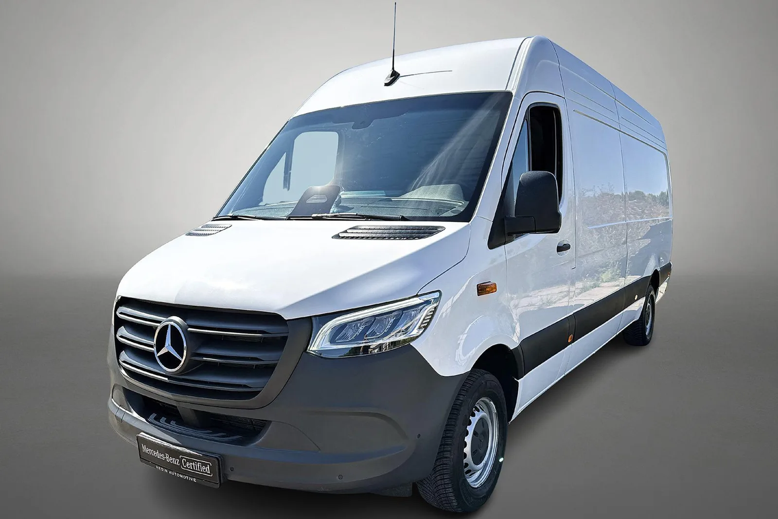 Mercedes-Benz Sprinter (2024) — foto 1
