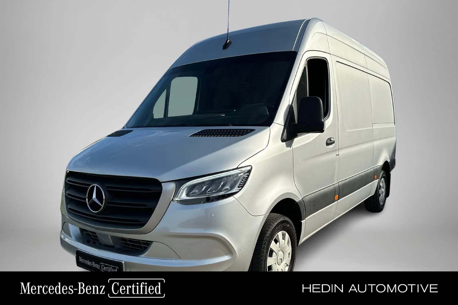 Mercedes-Benz Sprinter (2024) — foto 1