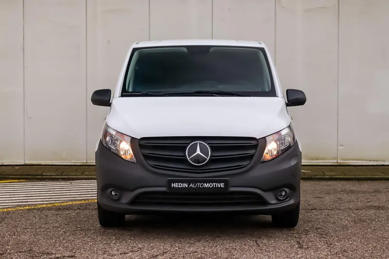 Mercedes-Benz eVito (2025)