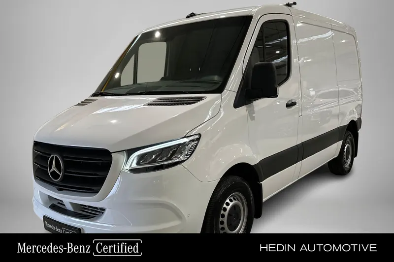 Mercedes-Benz Sprinter (2023)