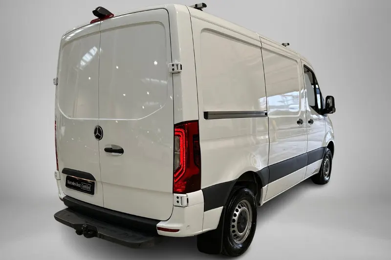 Mercedes-Benz Sprinter (2023)