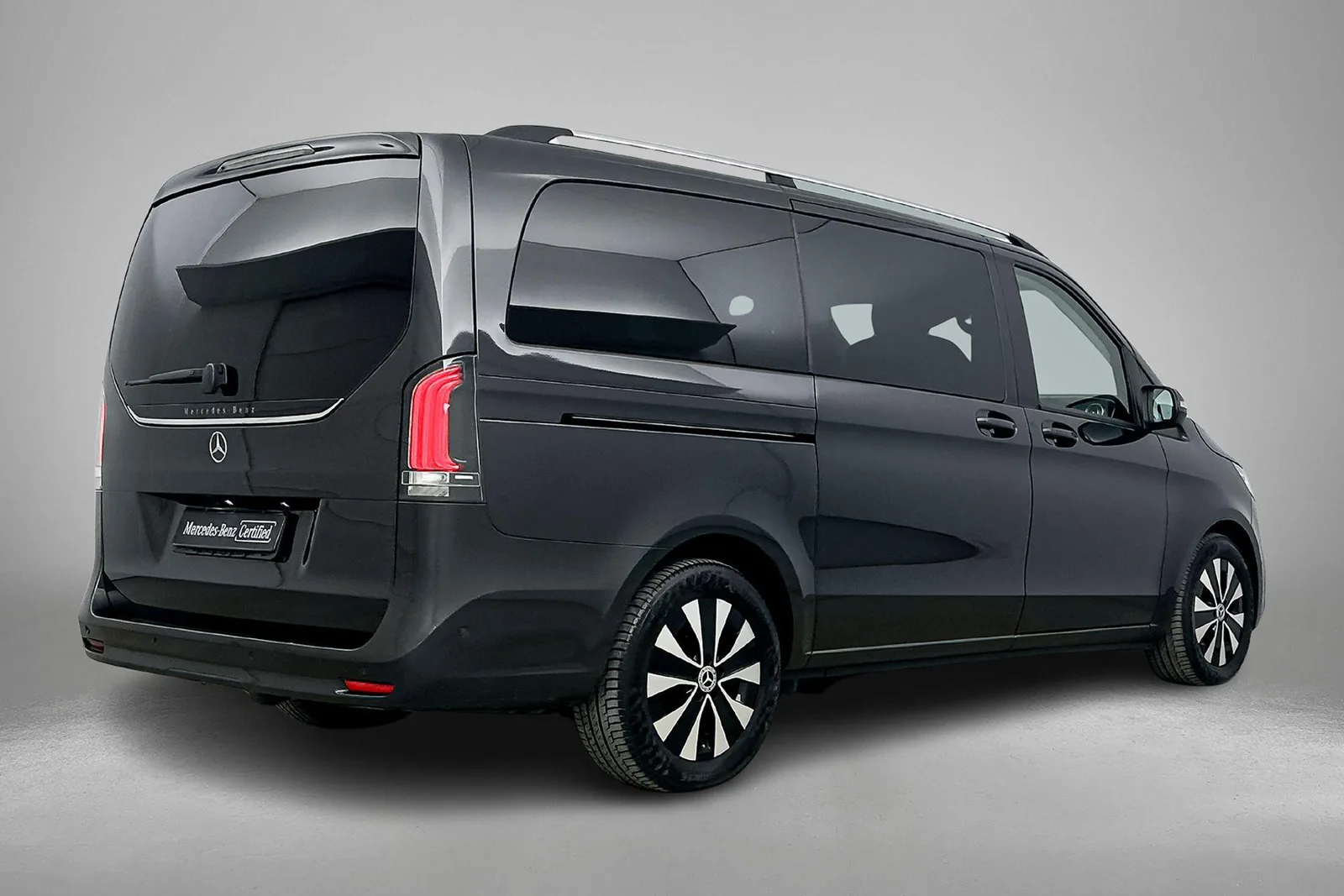 Mercedes-Benz V-Klasse (2024) — foto 1