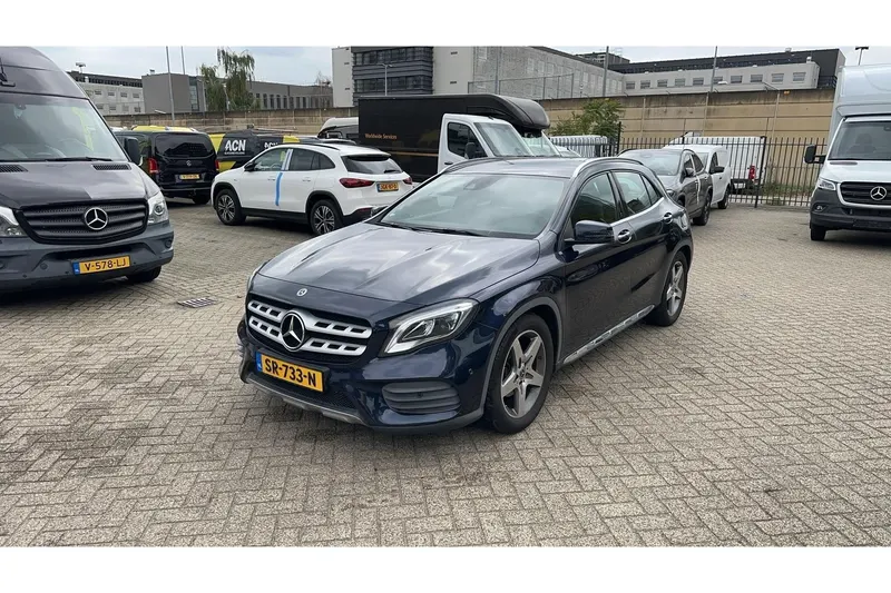 Mercedes-Benz GLA (2018)