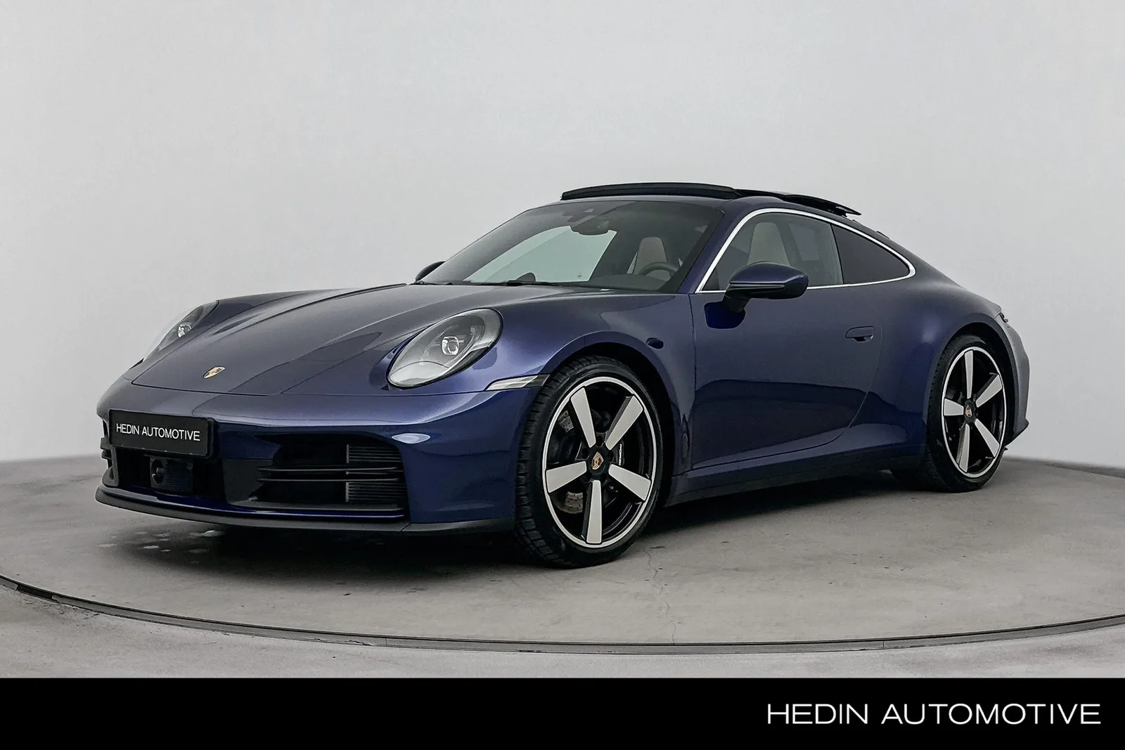 Porsche 911 (2025) — foto 1