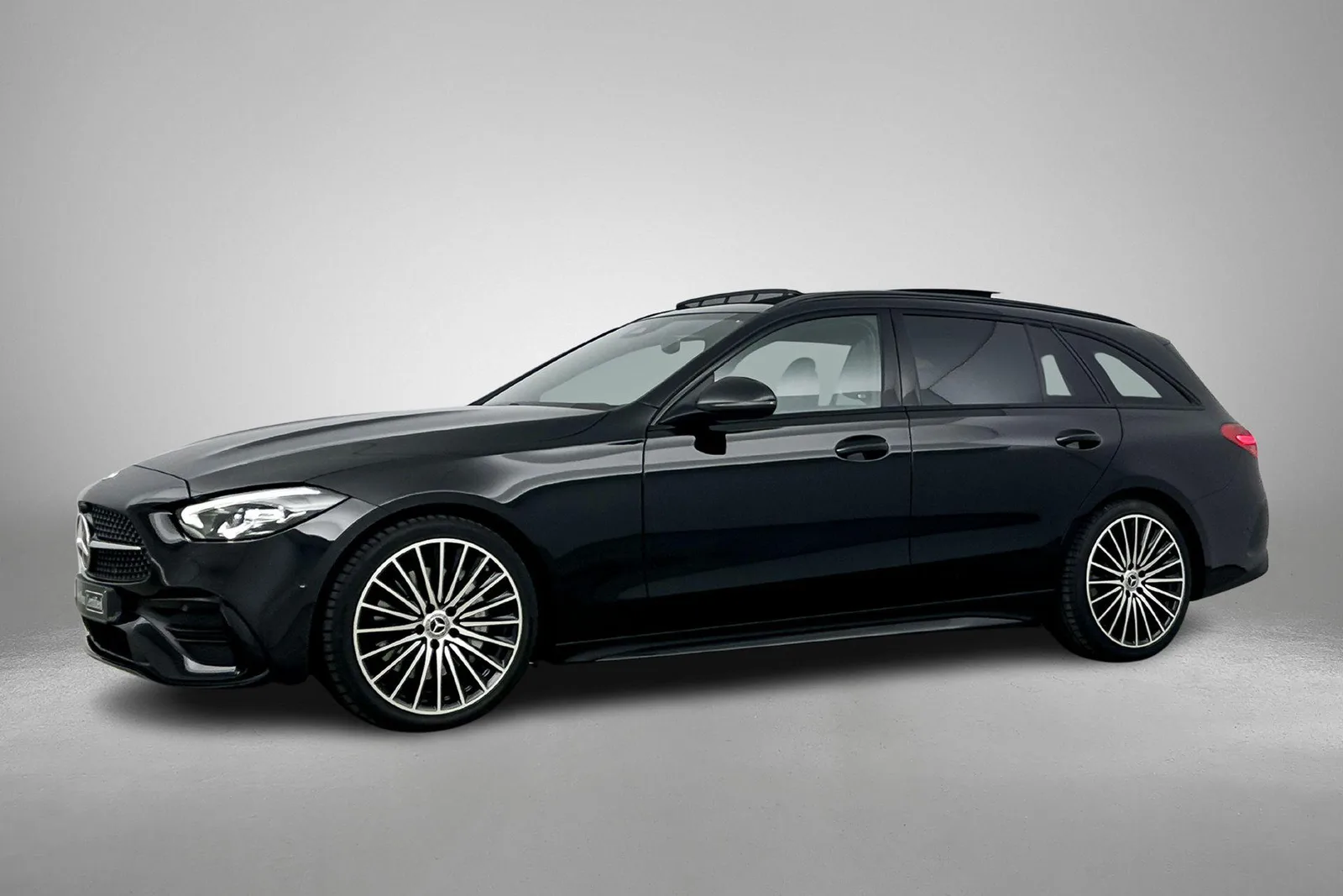 Mercedes-Benz C-Klasse (2022) — foto 1