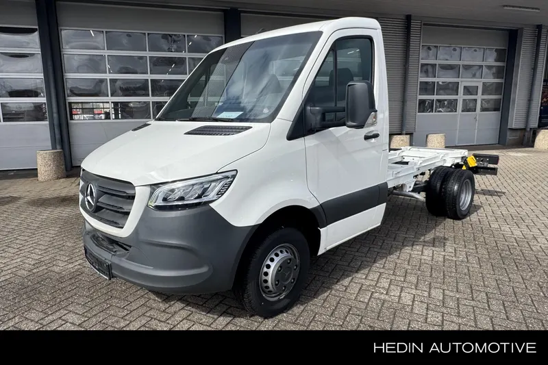 Mercedes-Benz Sprinter (2024)