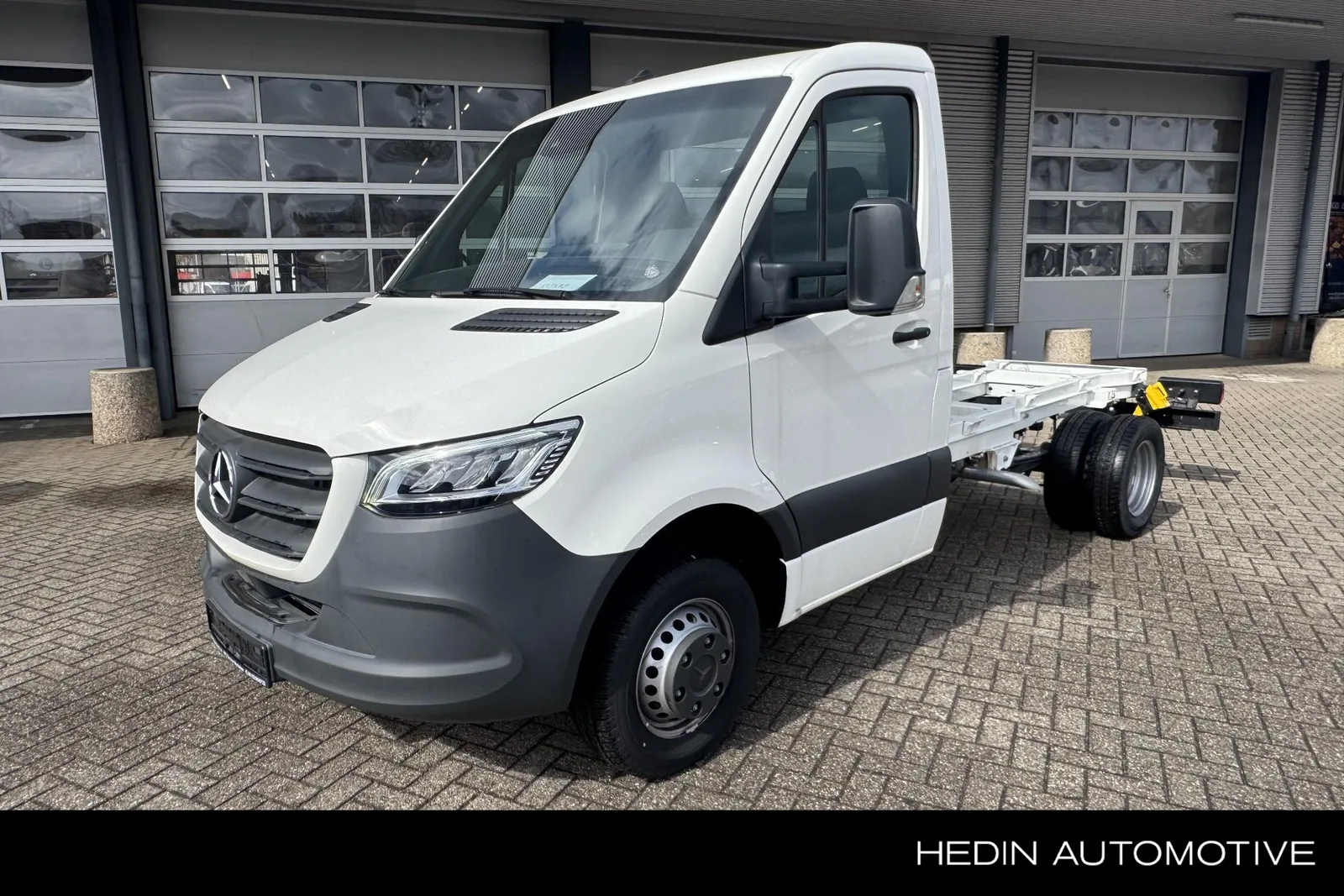 Mercedes-Benz Sprinter (2024) — foto 1