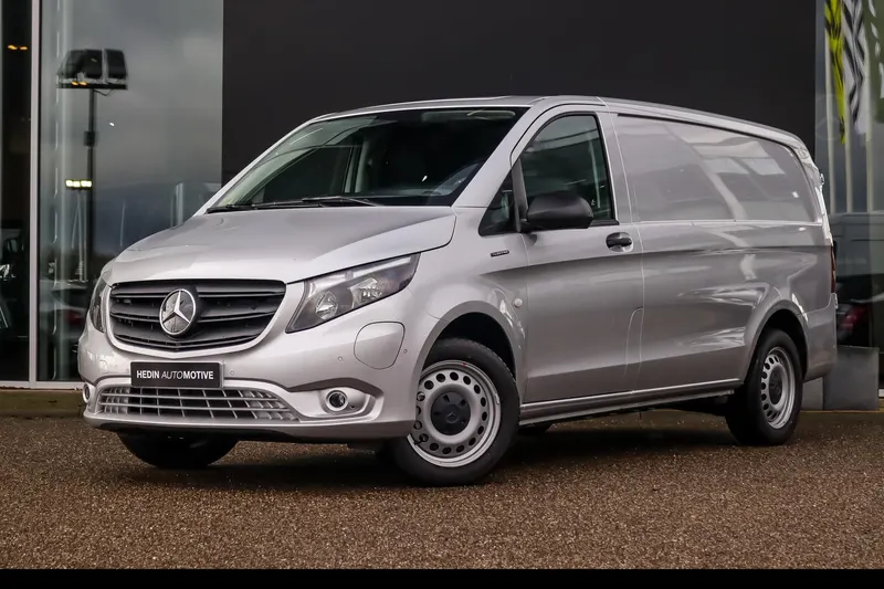Mercedes-Benz eVito (2025)