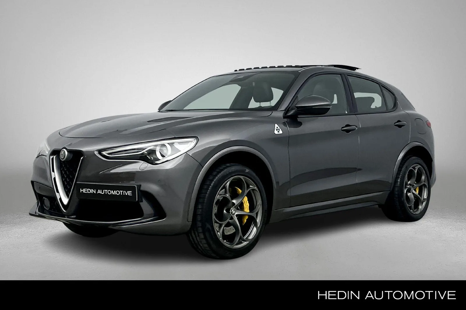 Alfa Romeo Stelvio (2019) — foto 1