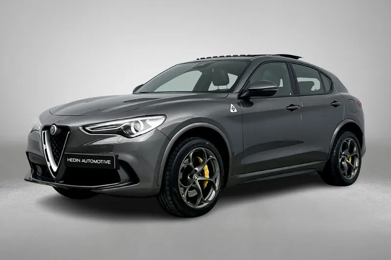 Alfa Romeo Stelvio (2019)