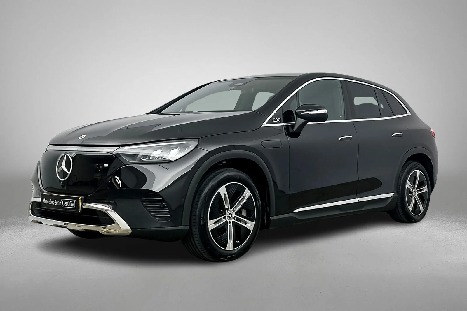 Mercedes-Benz EQE (2024) — foto 1