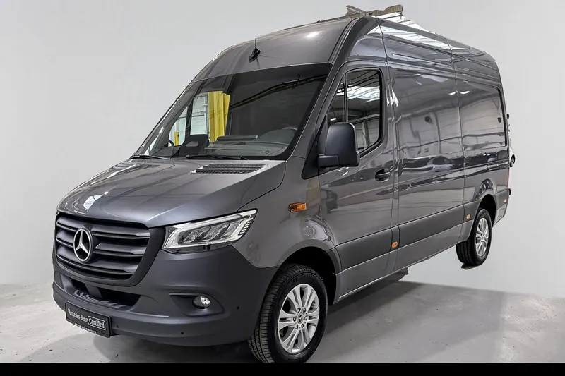 Mercedes-Benz Sprinter (2024)