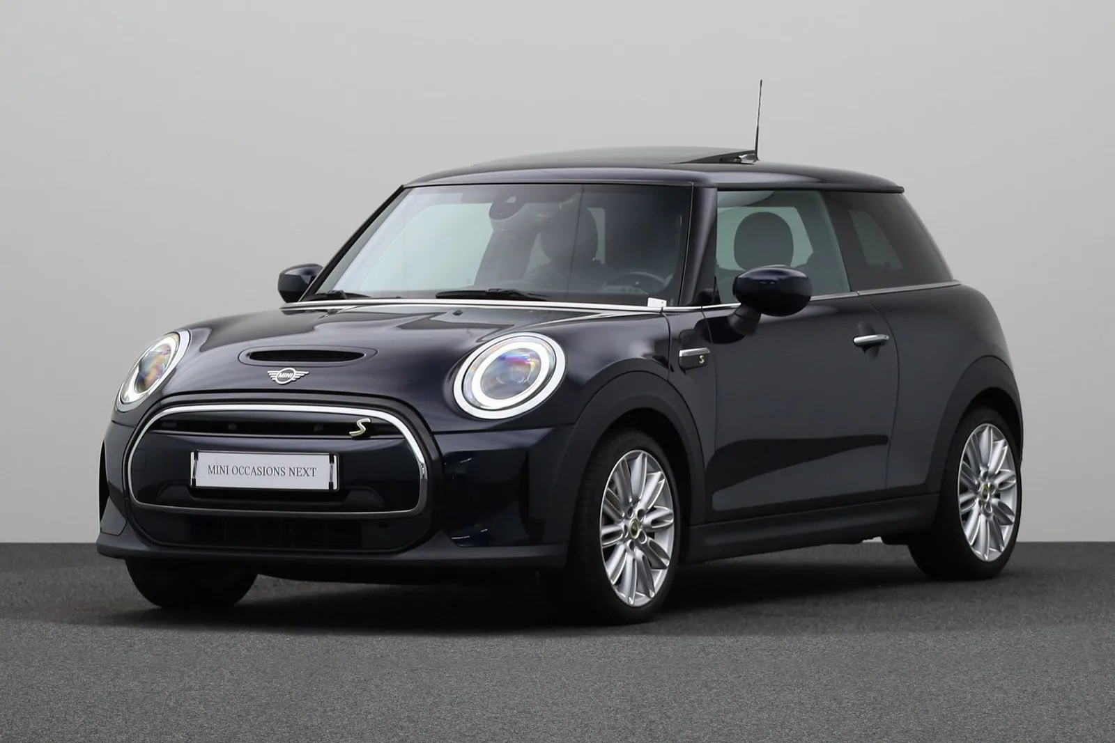 MINI Electric (2022) — foto 1