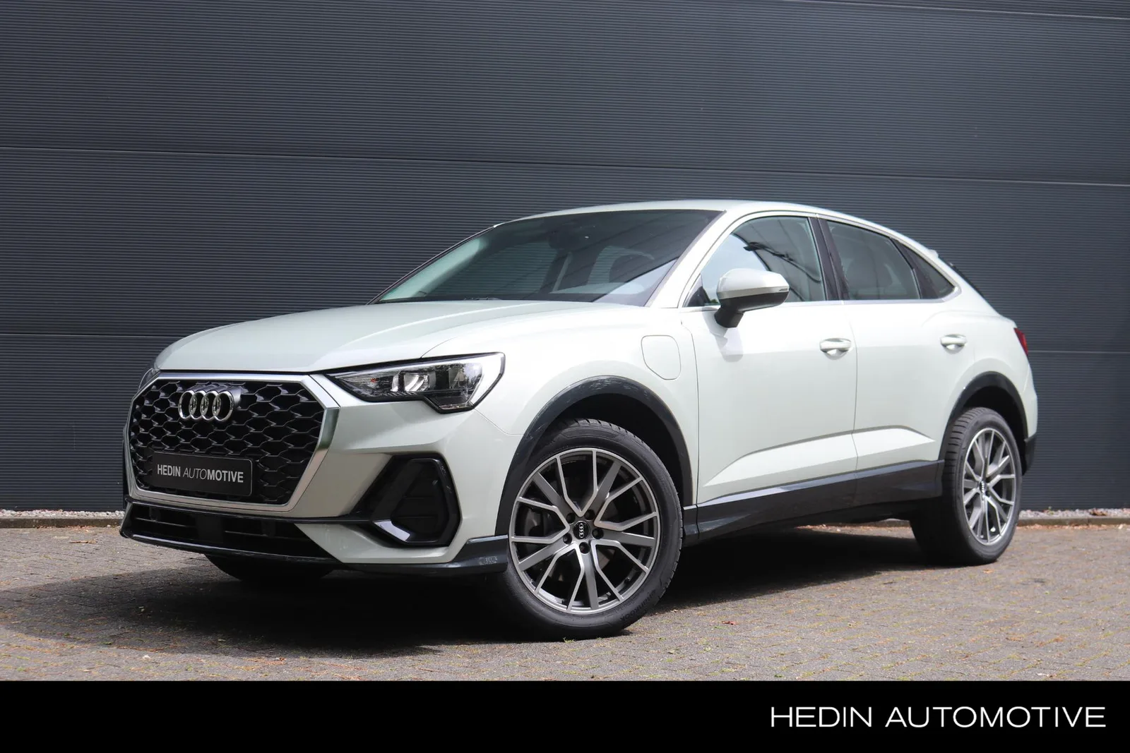 Audi Q3 (2022) — foto 1