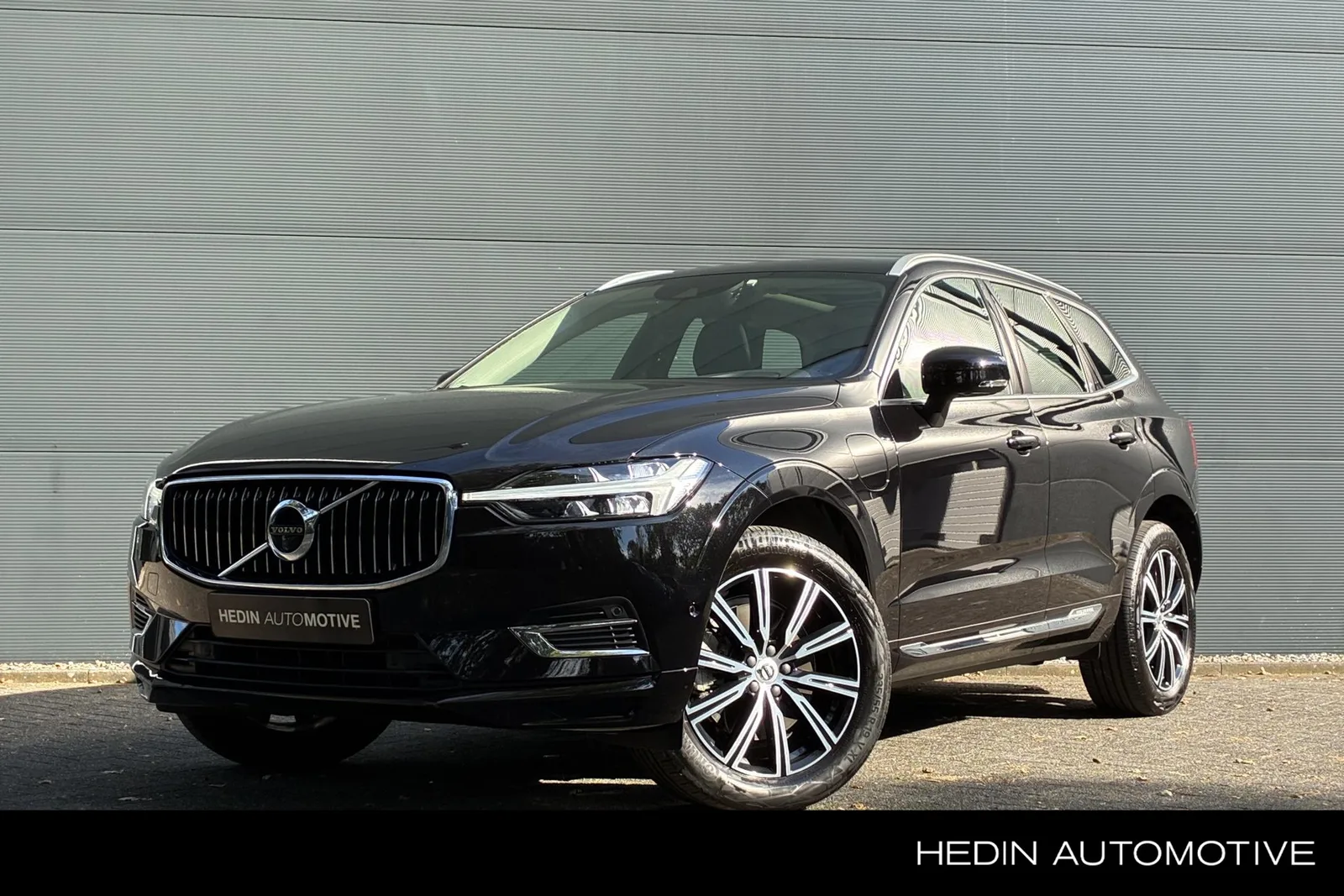Volvo XC60 (2021) — foto 1