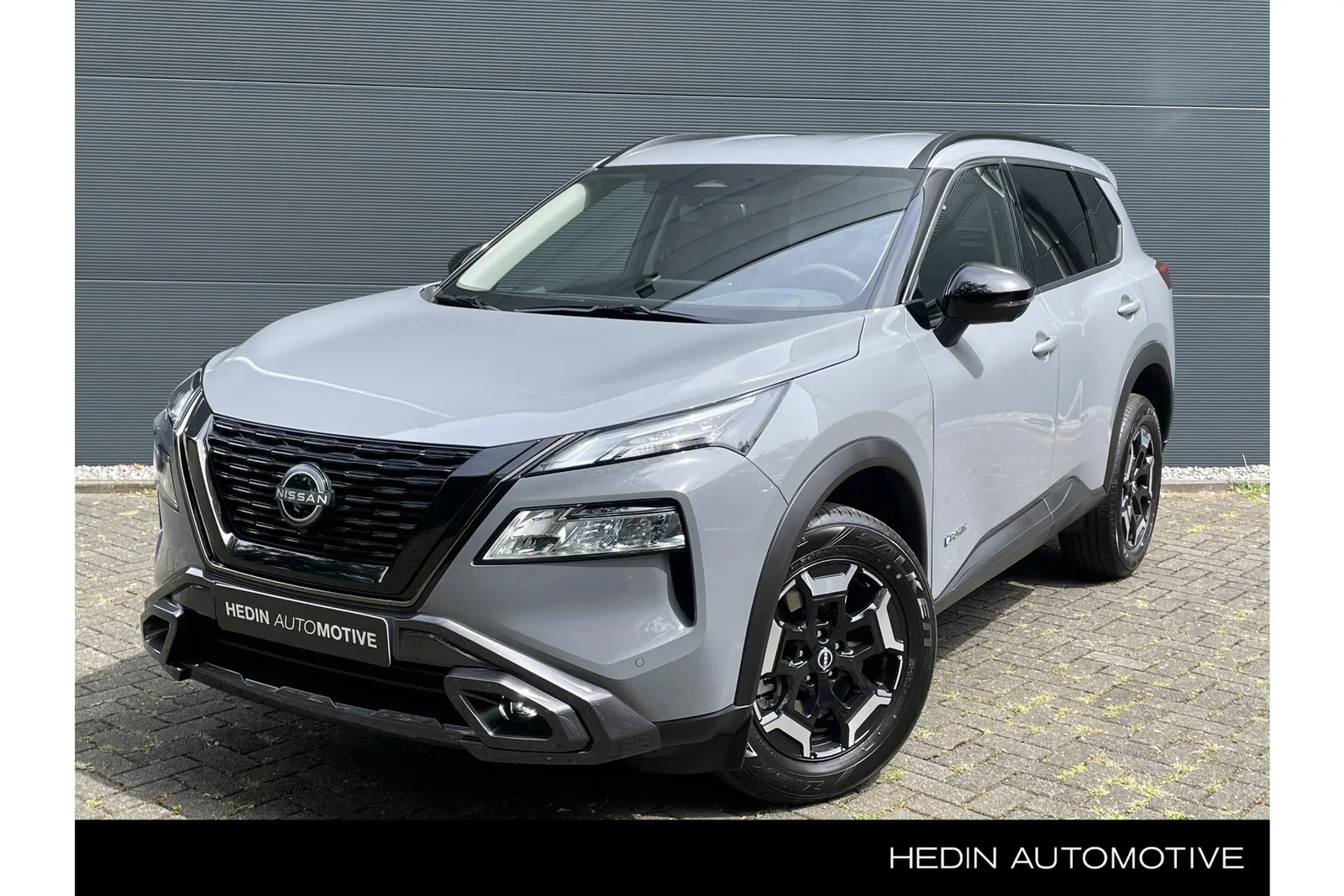 Nissan X-Trail (2025) — foto 1