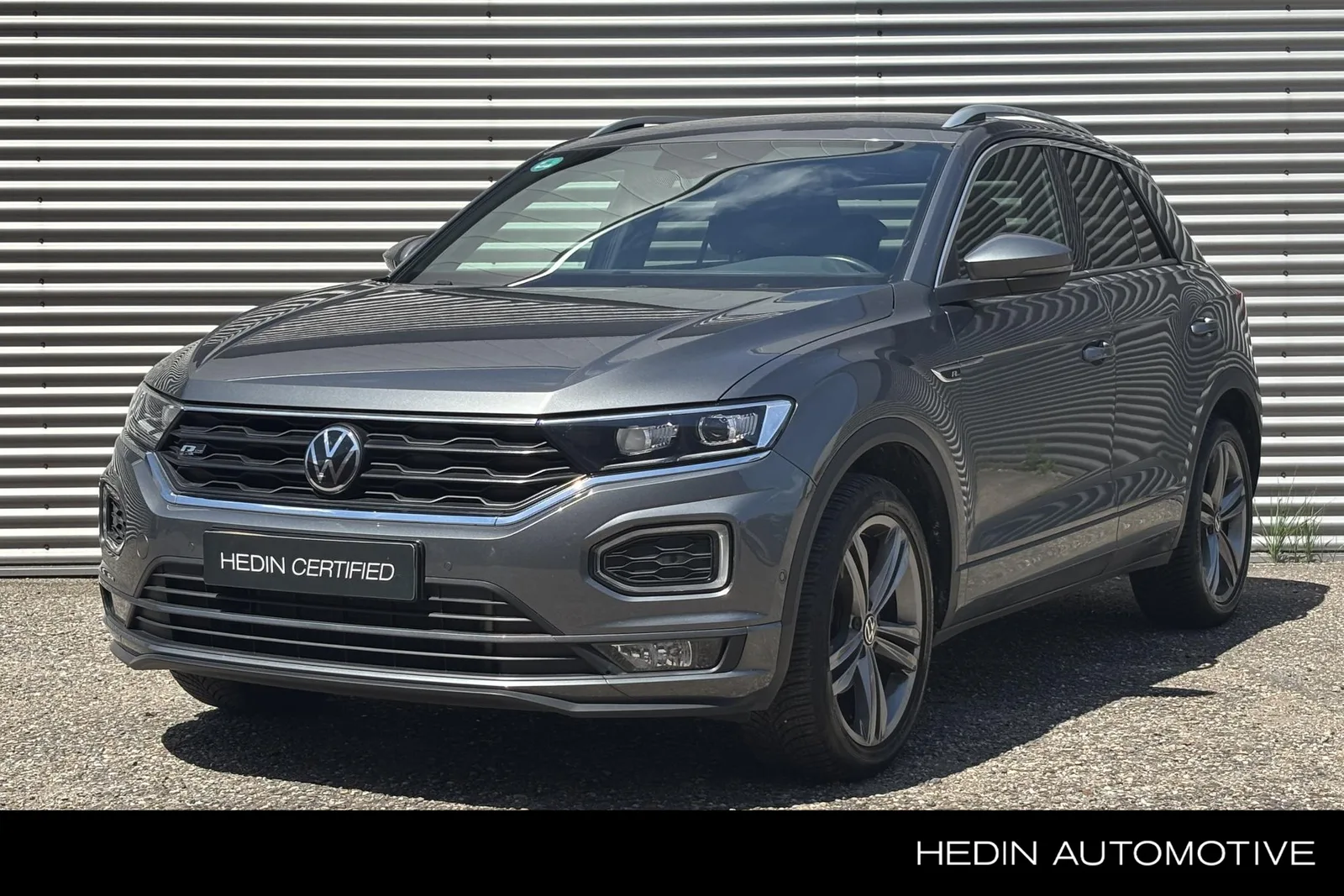 Volkswagen T-Roc (2021) — foto 1