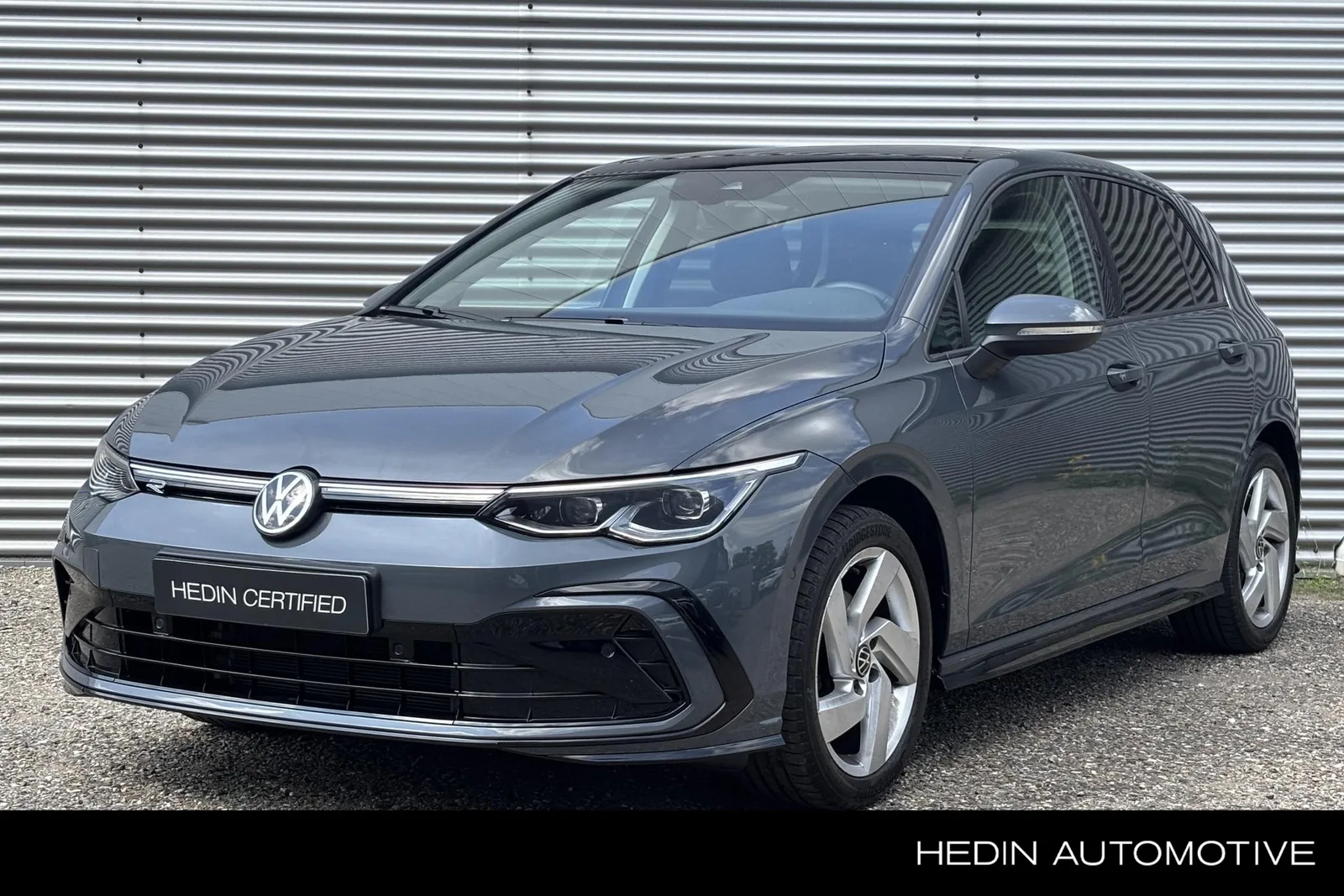 Volkswagen Golf (2020) — foto 1