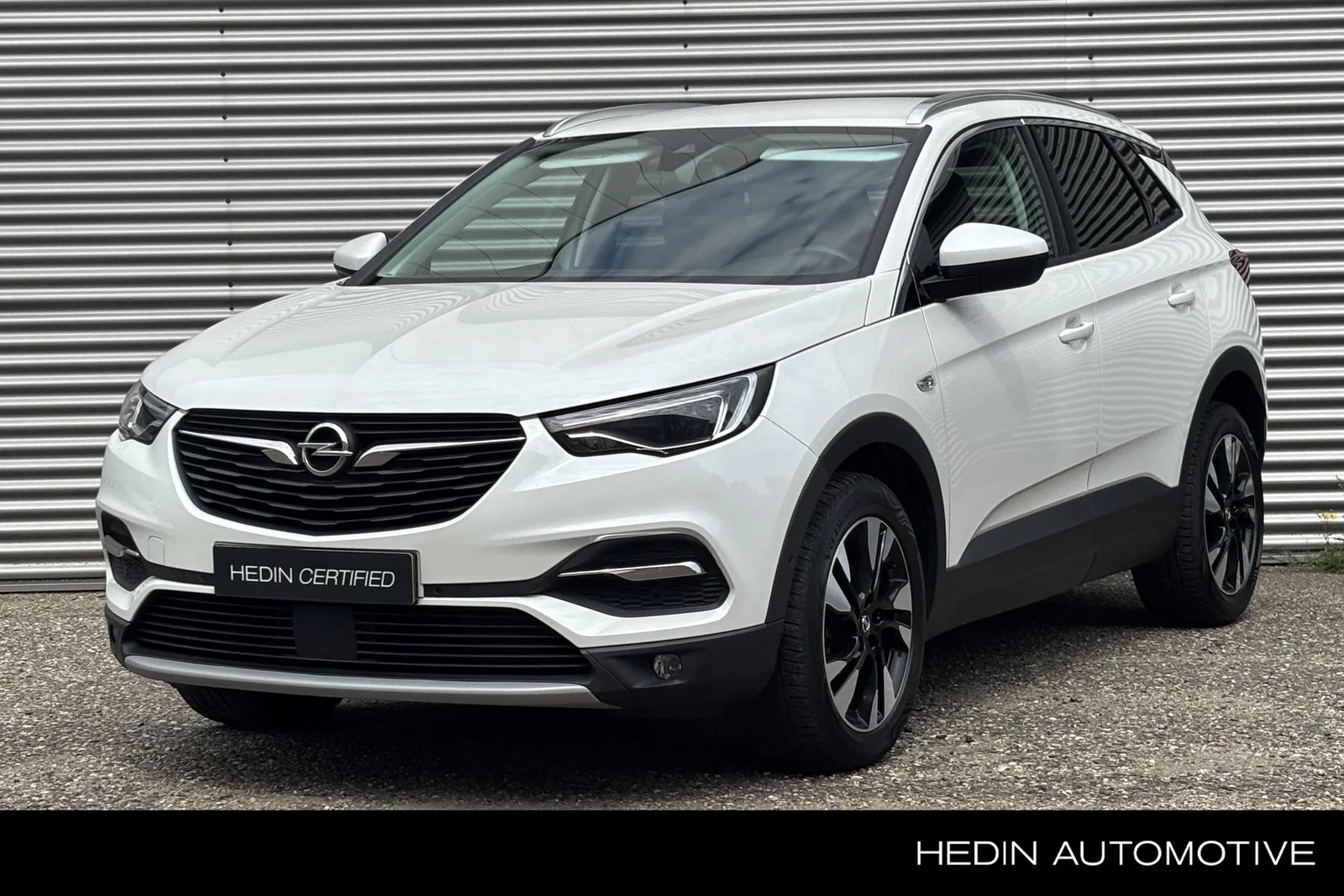 Opel Grandland X (2019) — foto 1