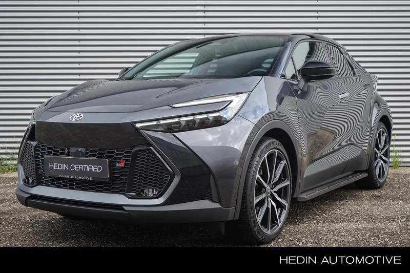 Toyota C-HR (2024)