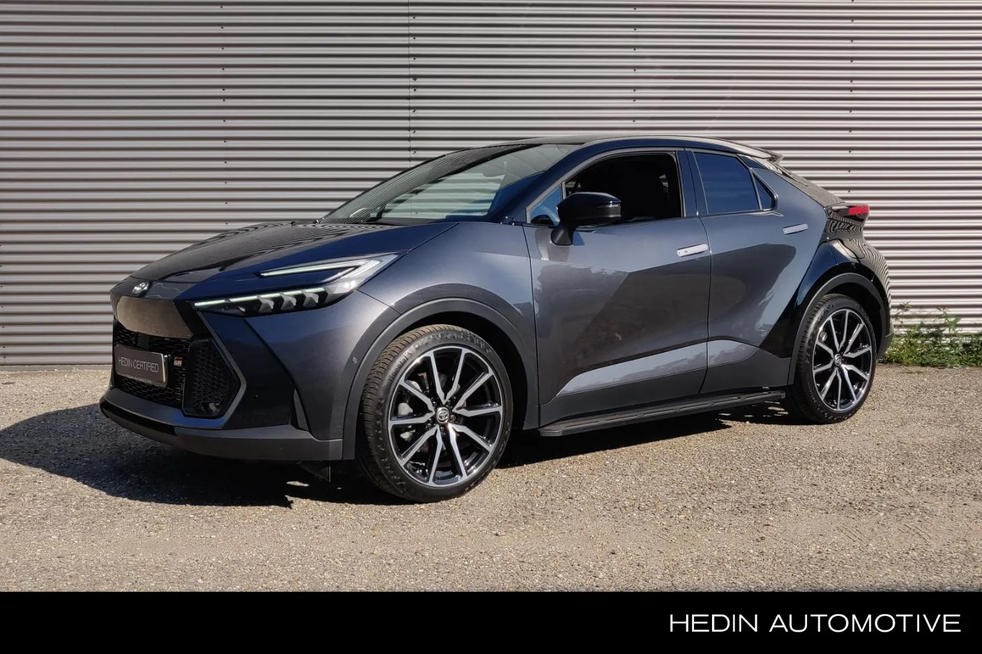 Toyota C-HR (2024) — foto 1