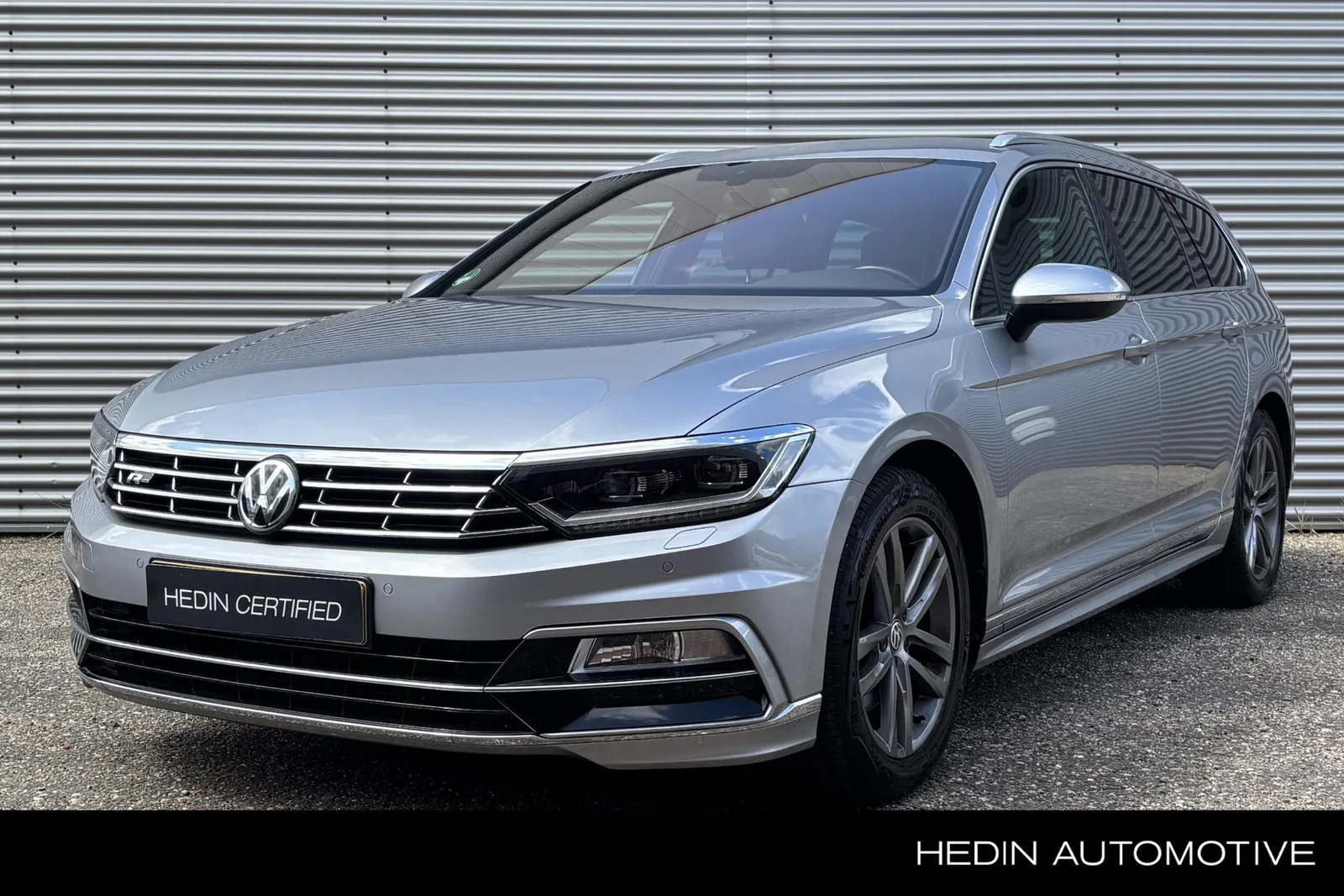 Volkswagen Passat (2019) — foto 1