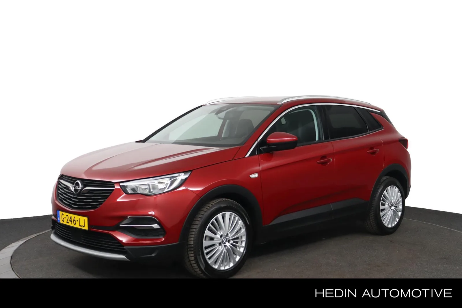 Opel Grandland X (2019) — foto 1
