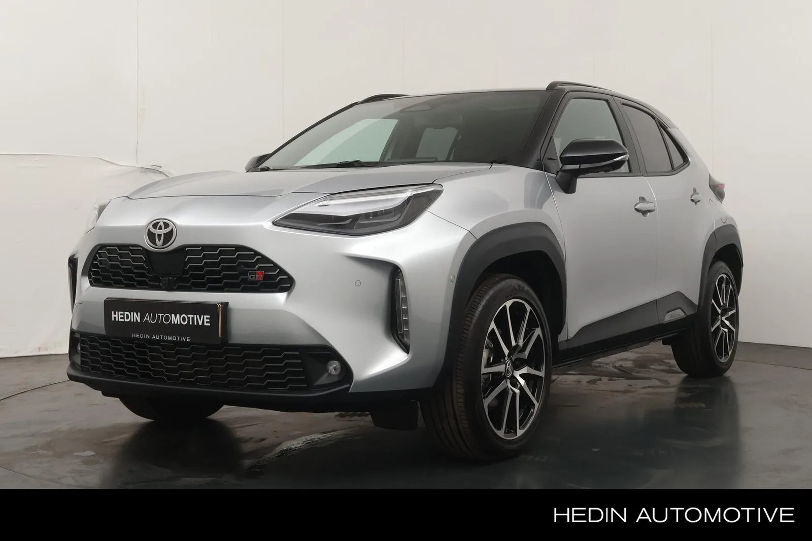 Toyota Yaris Cross (2024) — foto 1