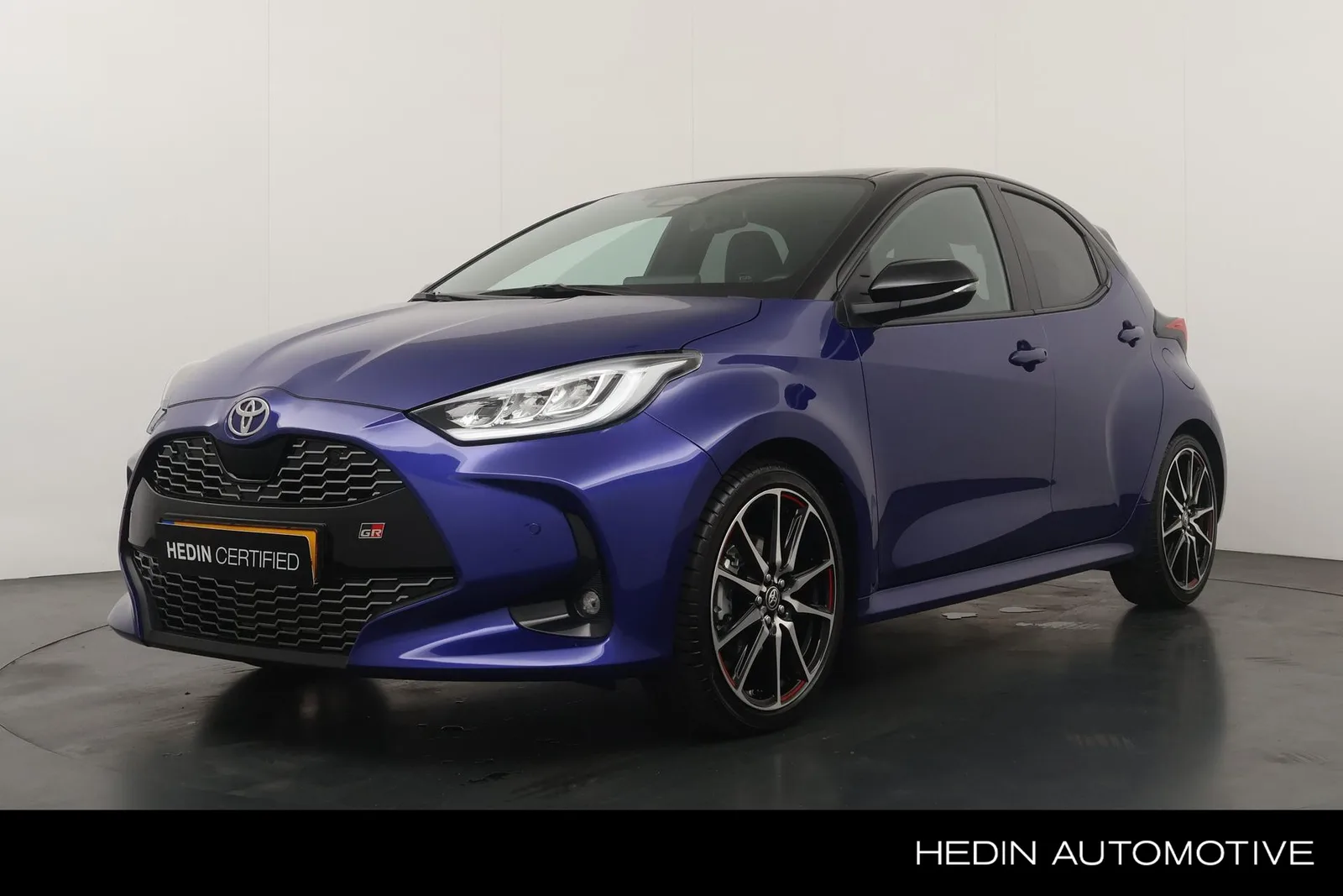 Toyota Yaris (2024) — foto 1