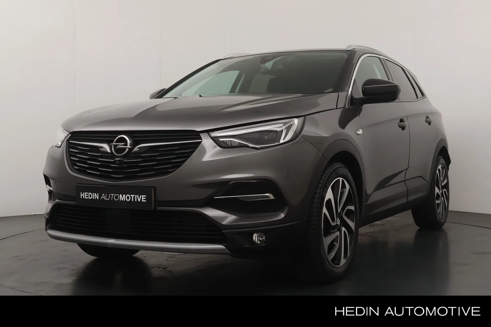 Opel Grandland X (2019) — foto 1