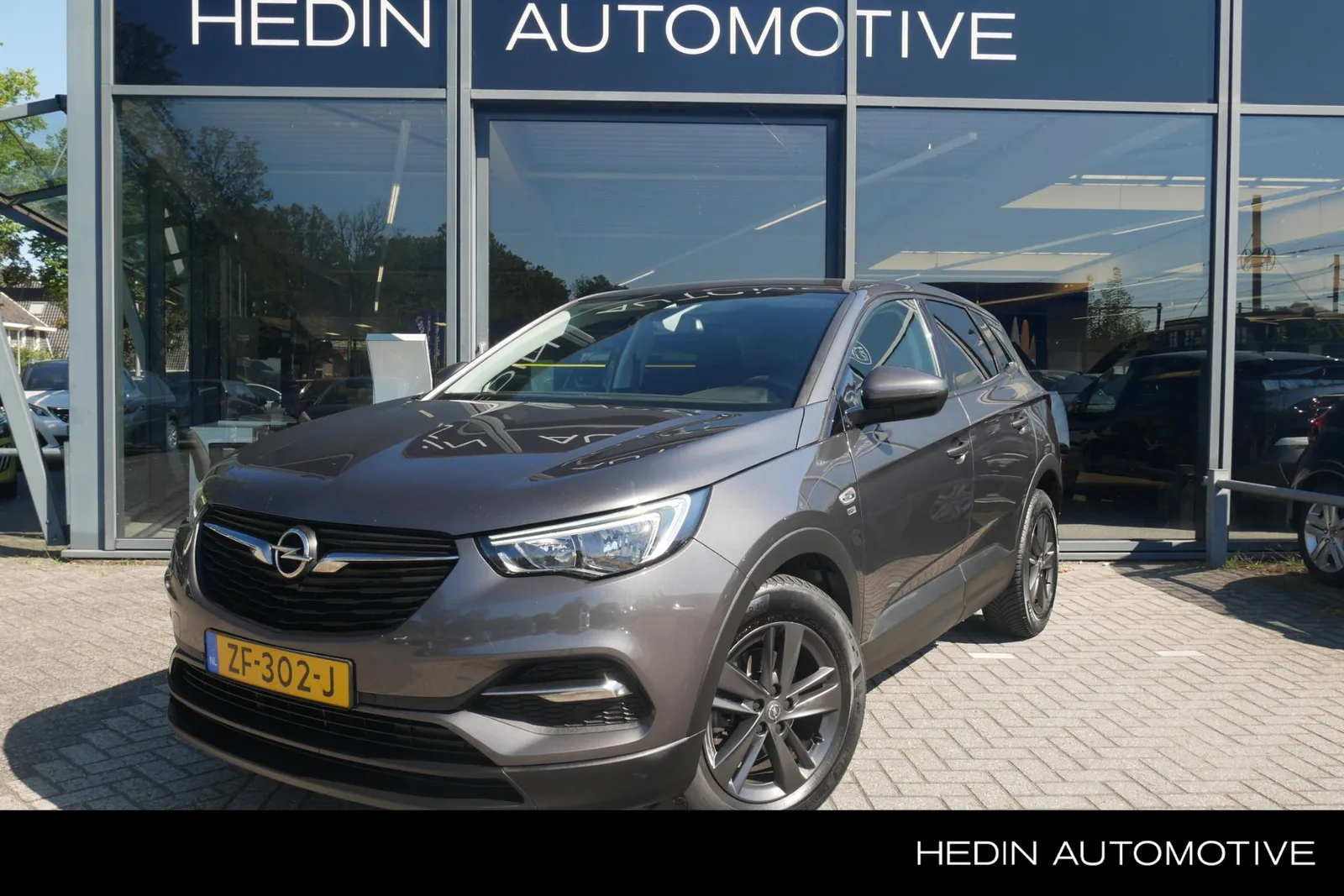 Opel Grandland X (2019) — foto 1